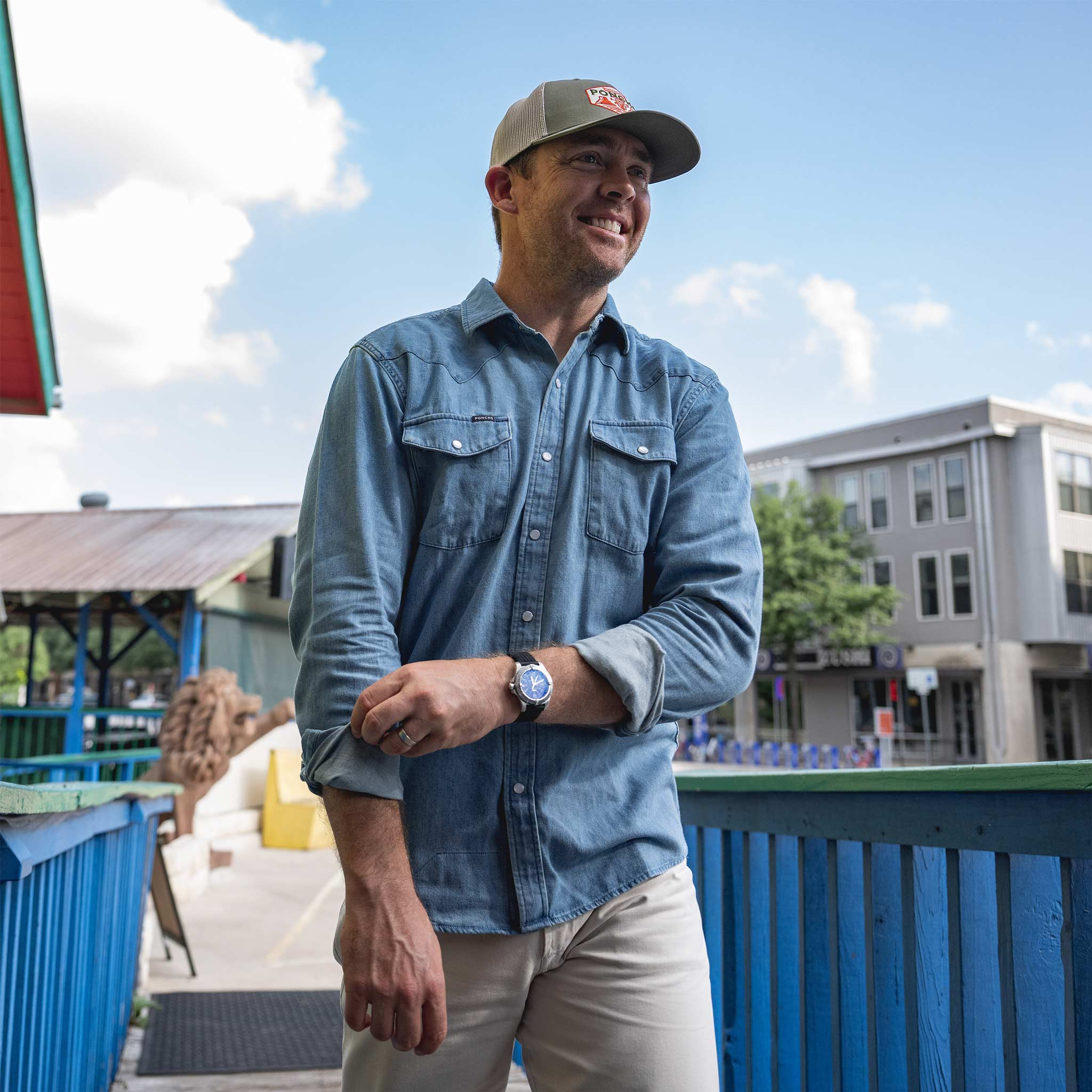 Poncho Mens Fort Davis Performance Denim Shirt - Image 3